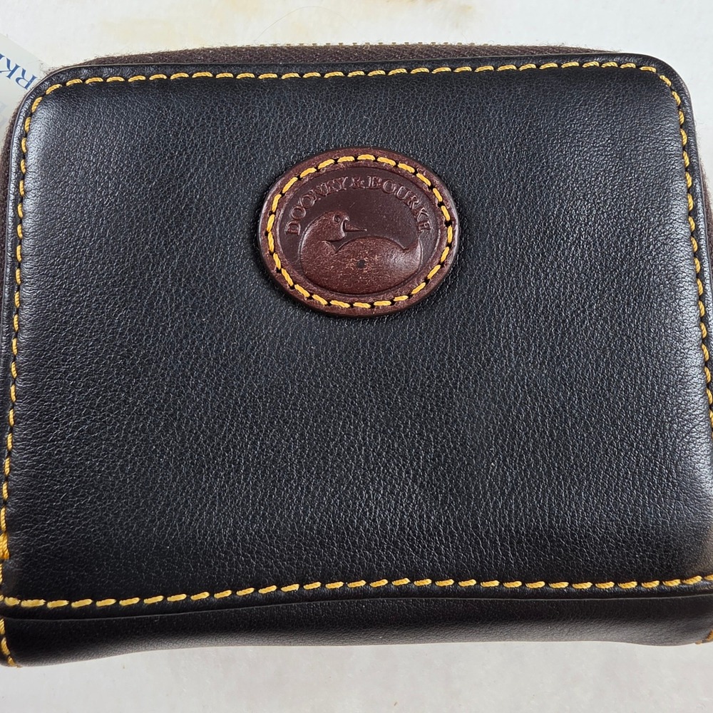 Dooney & Bourke Black Leather Bifold Zip Wallet 2Q101 BL Duck Logo New